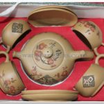 Plum Blossoms Teapot Set (4 cups)