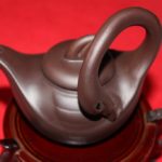 Elegant Swan Design Teapot